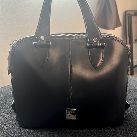 Vintage Dooney & Bourke patent leather dome bag - Picture 1 of 4